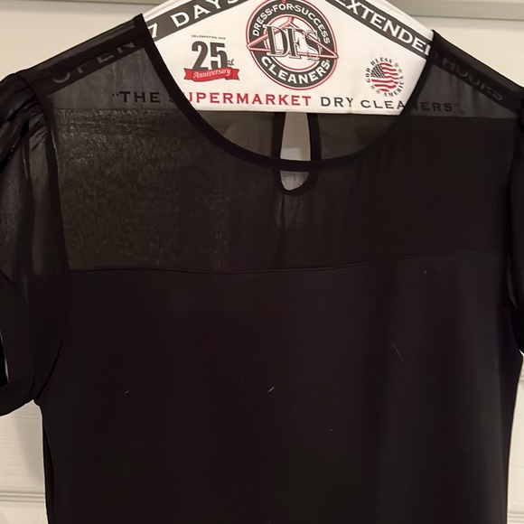 Blouse - Picture 2 of 3